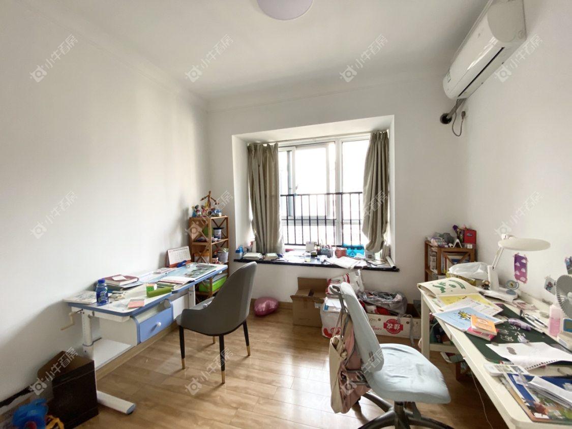 镇江碧桂园在售二手房源室内图_小牛看房