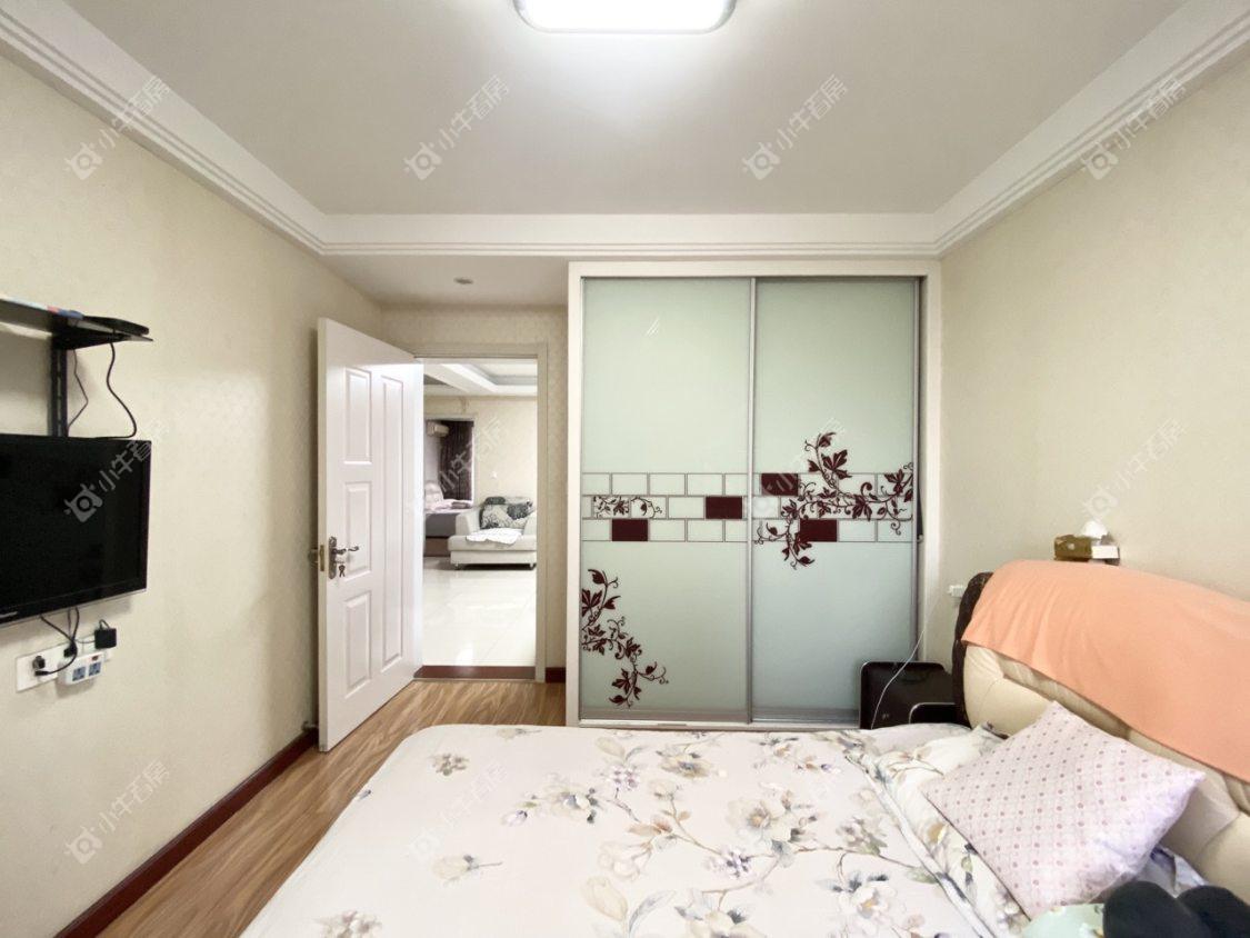 镇江澳都花城在售二手房源室内图_小牛看房