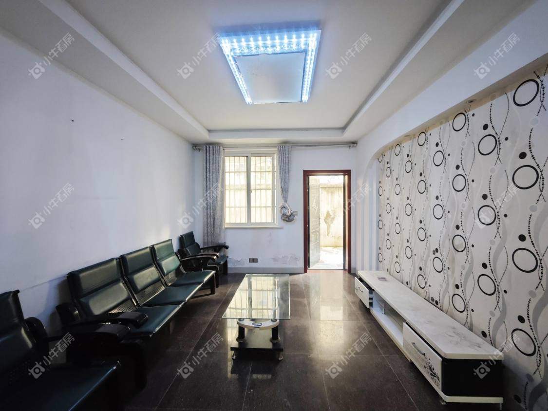 镇江香草新村在售二手房源室内图_小牛看房