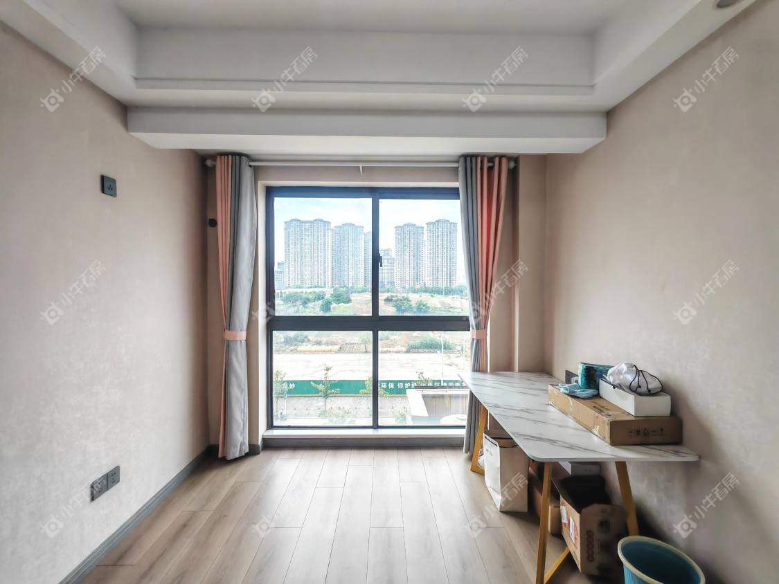 镇江美亚华悦在售二手房源室内图_小牛看房