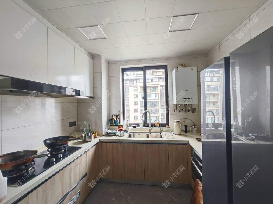 镇江天颐城在售二手房源室内图_小牛看房