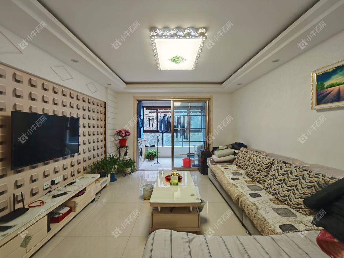 镇江领秀花都在售二手房源室内图_小牛看房