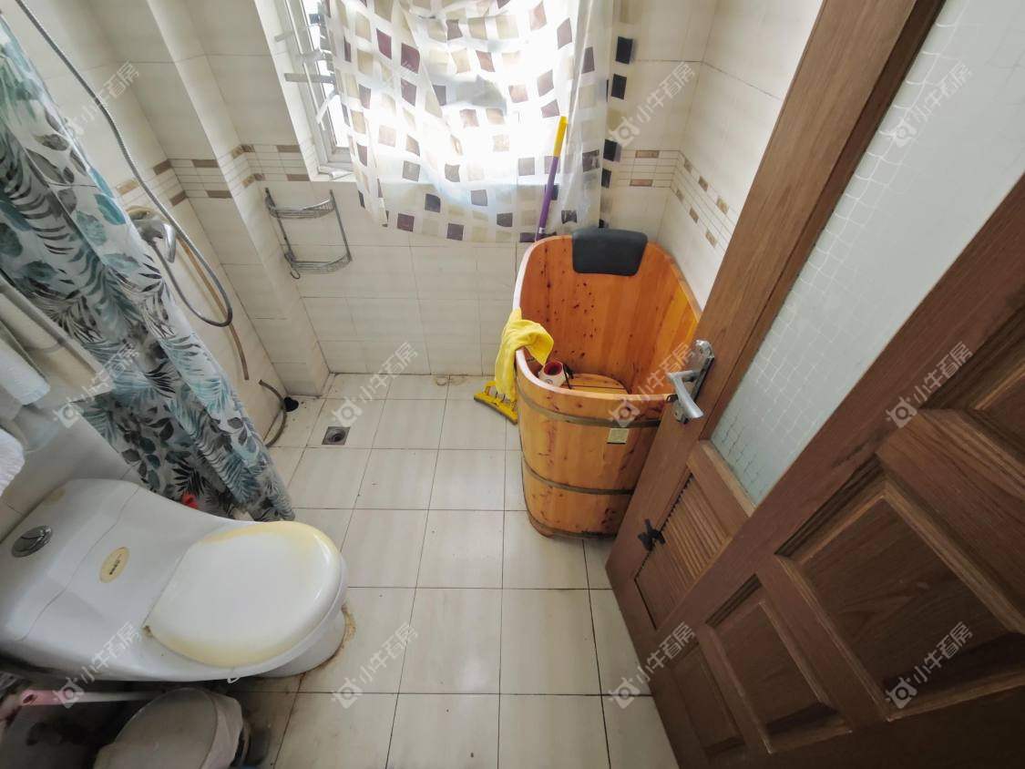 镇江华南园中园在售二手房源室内图_小牛看房