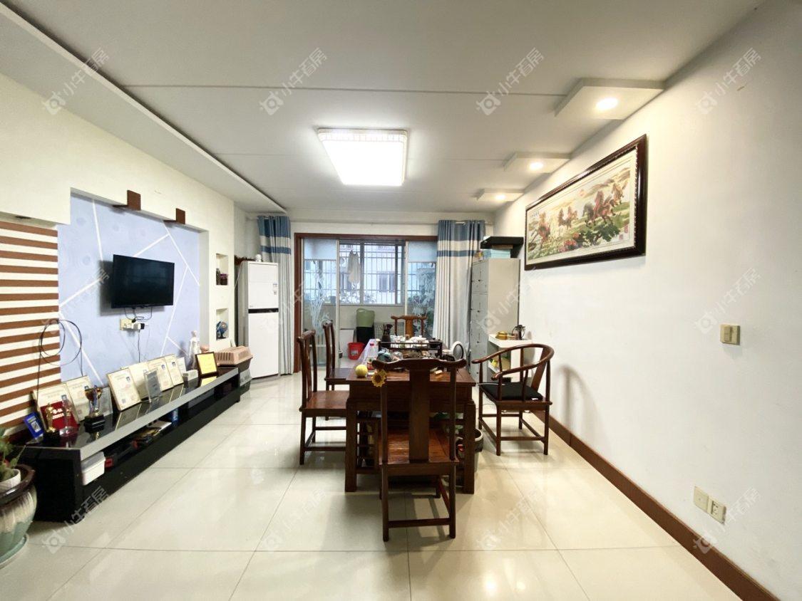 镇江中心嘉园在售二手房源室内图_小牛看房