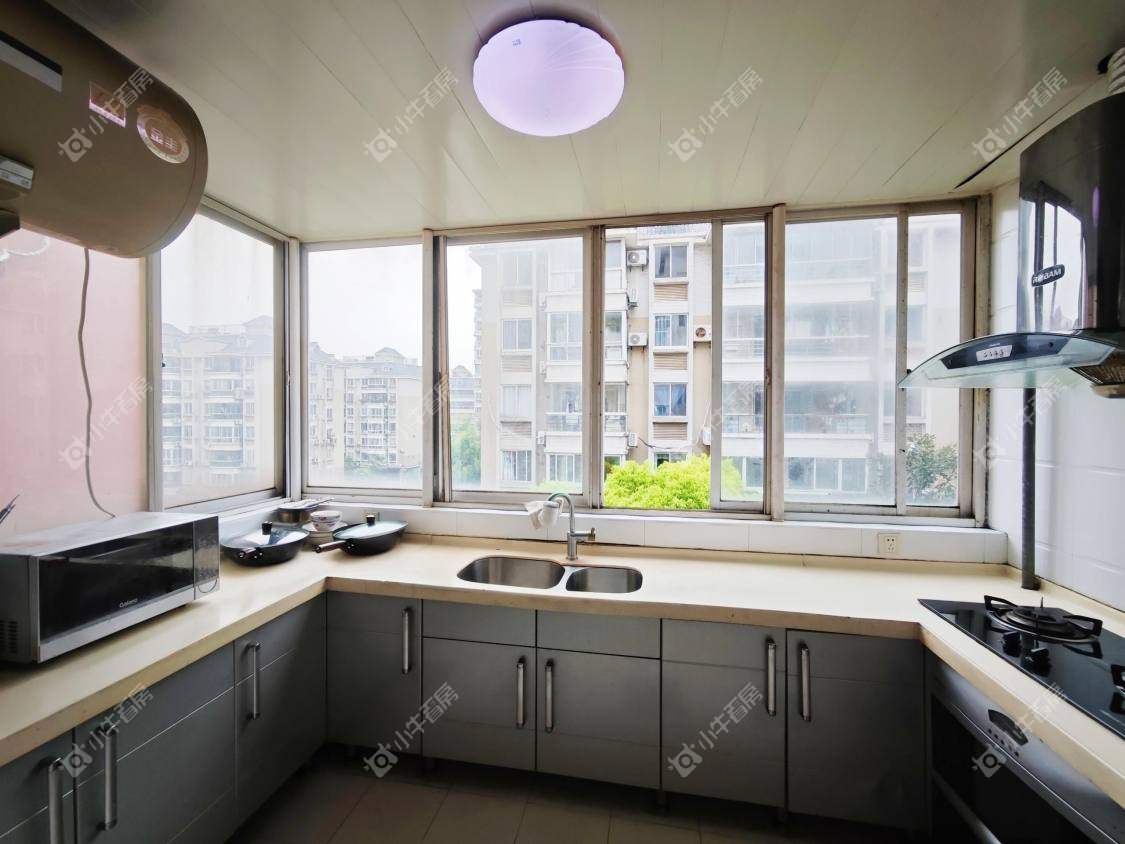 镇江凤翔花园在售二手房源室内图_小牛看房