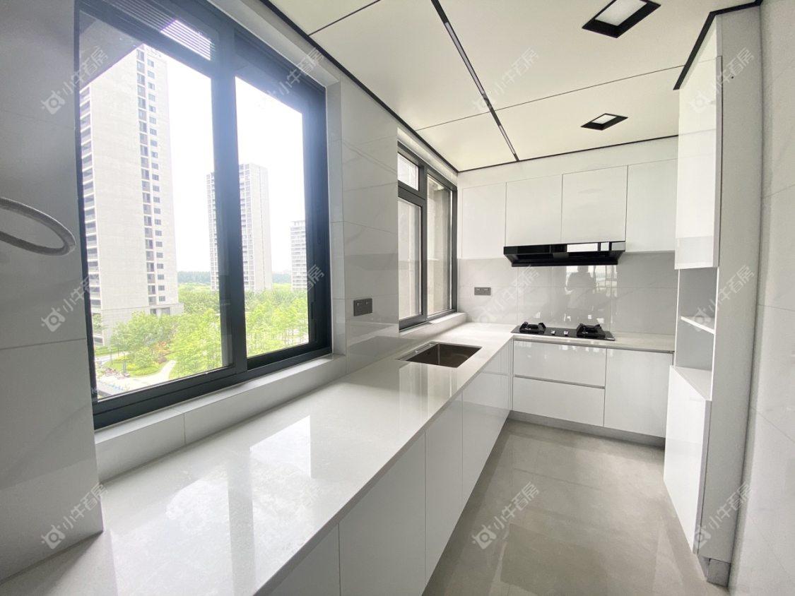 镇江融创华南映在售二手房源室内图_小牛看房