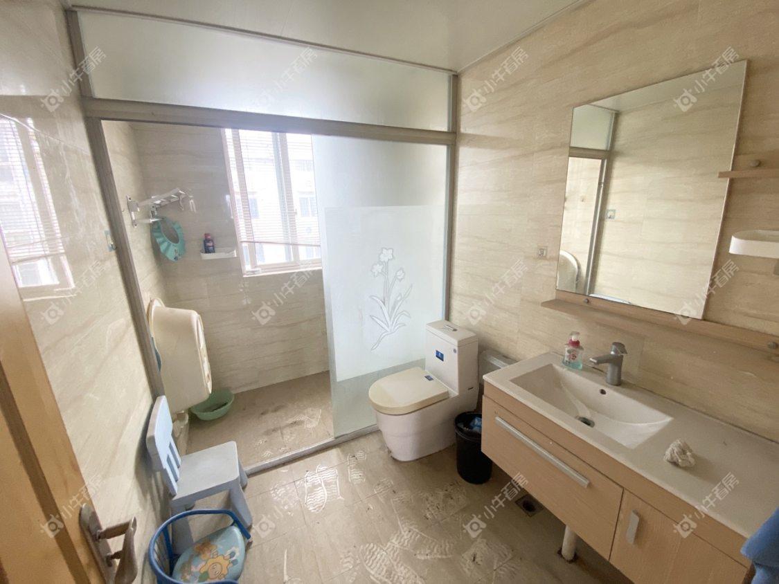 镇江丹金家园在售二手房源室内图_小牛看房