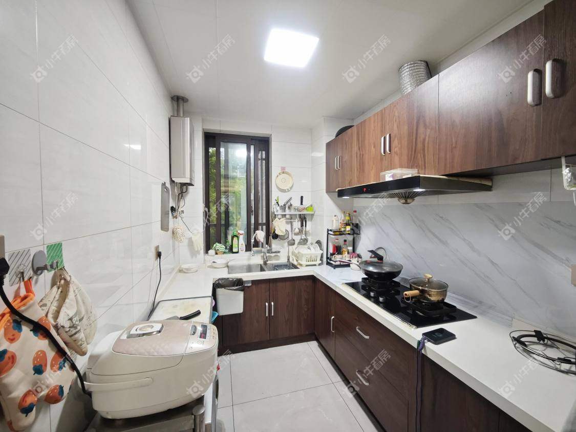 镇江滨河凤凰城在售二手房源室内图_小牛看房