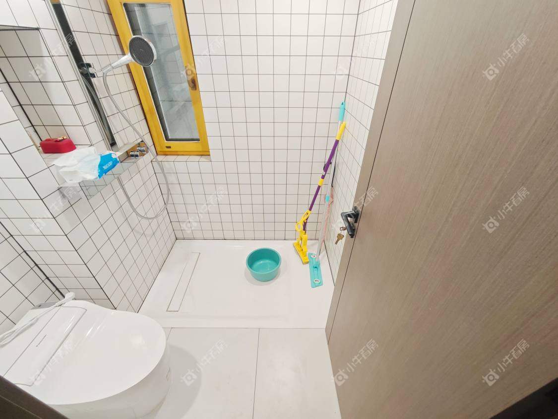 镇江凤凰郡在售二手房源室内图_小牛看房