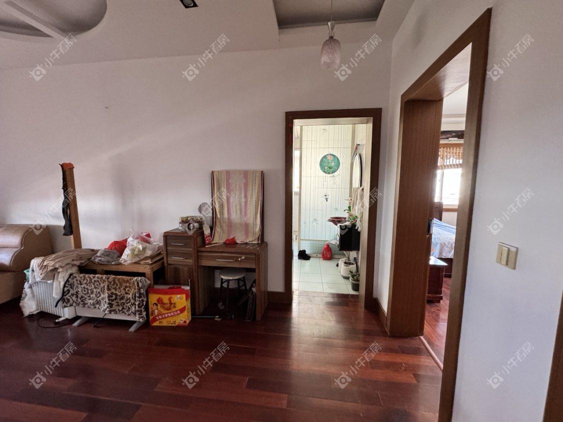 镇江锦湖新村在售二手房源室内图_小牛看房