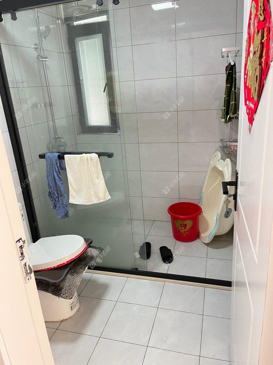 镇江天颐城在售二手房源室内图_小牛看房