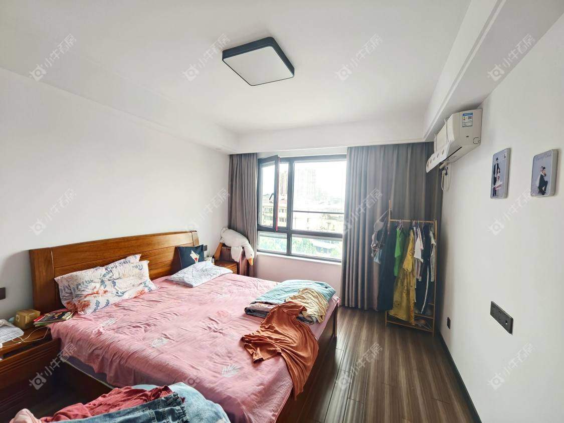 镇江荣城国际（中央公馆）在售二手房源室内图_小牛看房