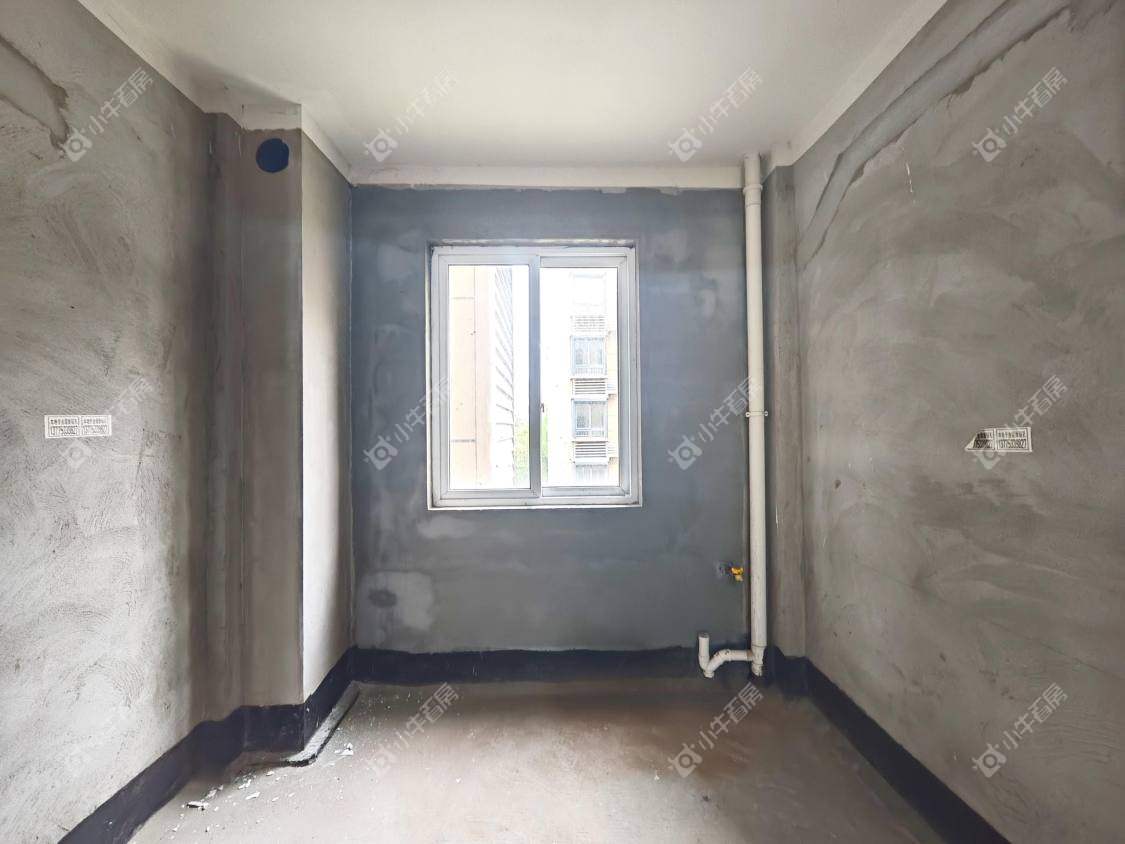 镇江和谐里在售二手房源室内图_小牛看房