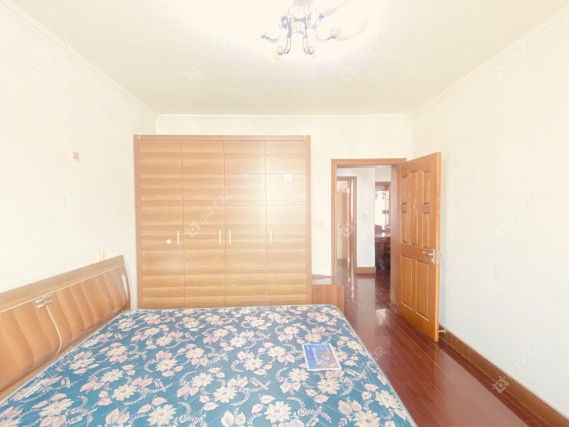 镇江丹凤公寓在售二手房源室内图_小牛看房