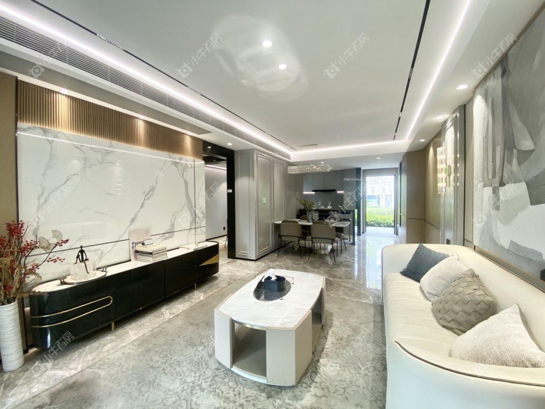 镇江融创华南映在售二手房源_小牛看房