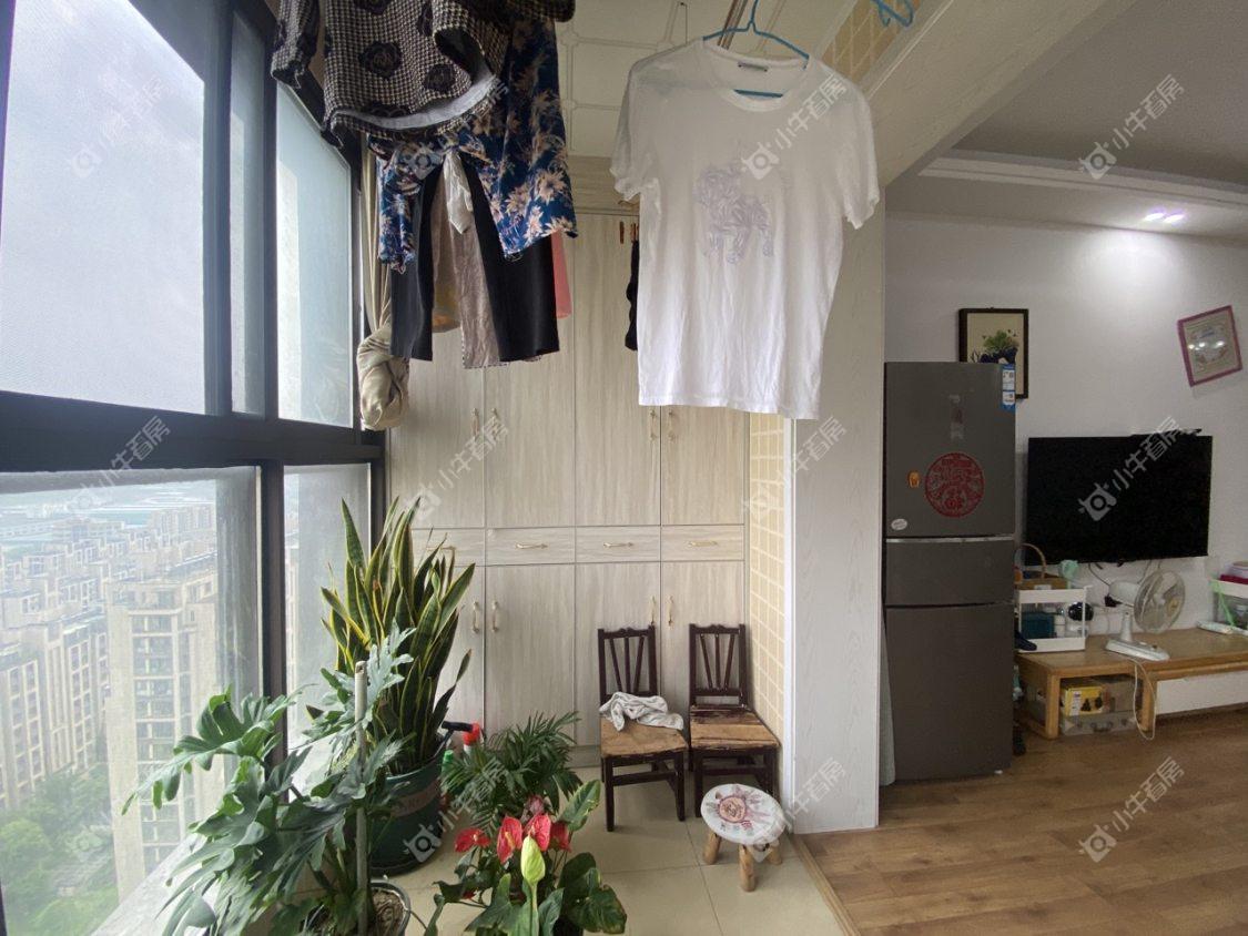 镇江滨河凤凰城在售二手房源室内图_小牛看房