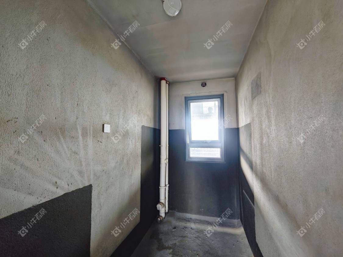 镇江金茂国际社区在售二手房源室内图_小牛看房