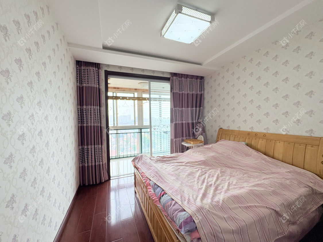 镇江南门花园在售二手房源室内图_小牛看房