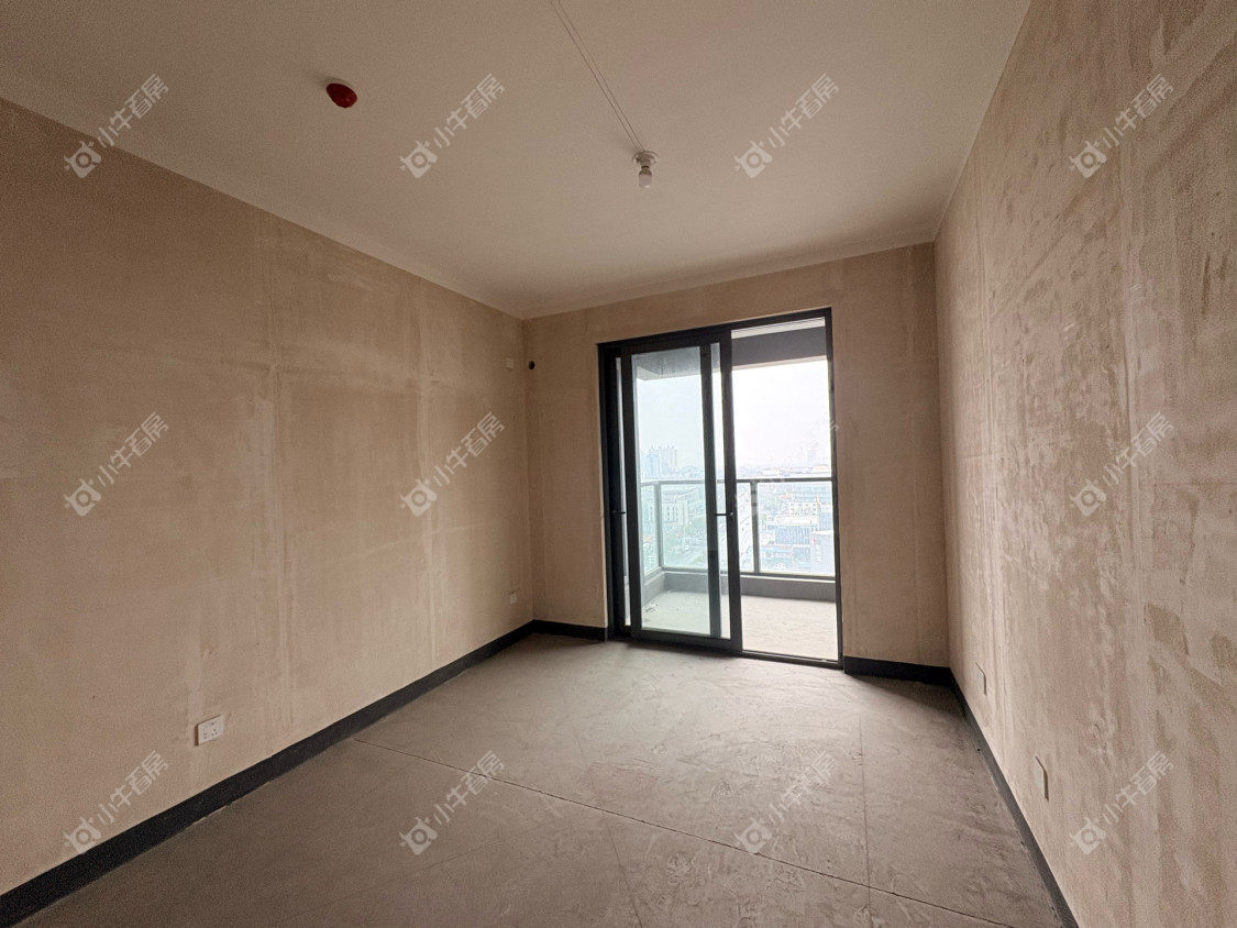 镇江金茂国际社区在售二手房源室内图_小牛看房