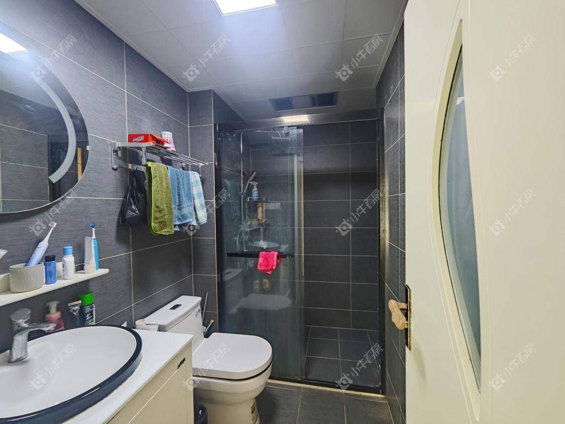 镇江大亚第一城在售二手房源室内图_小牛看房