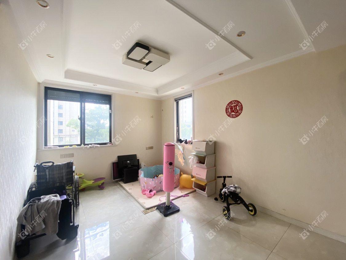 镇江丹凤国际在售二手房源室内图_小牛看房