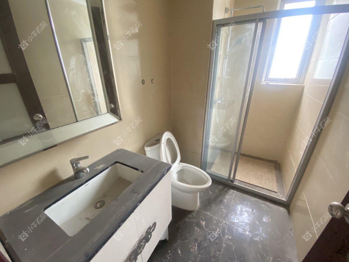 镇江碧桂园在售二手房源室内图_小牛看房