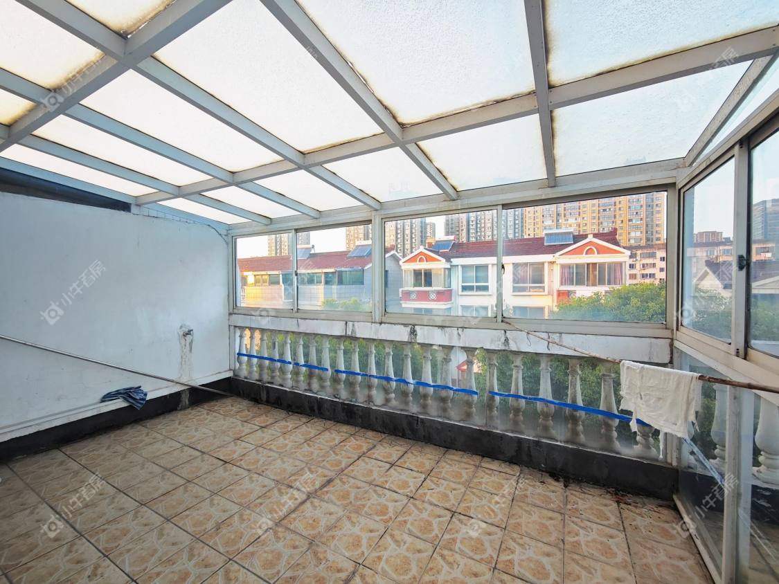 镇江华侨新村在售二手房源室内图_小牛看房