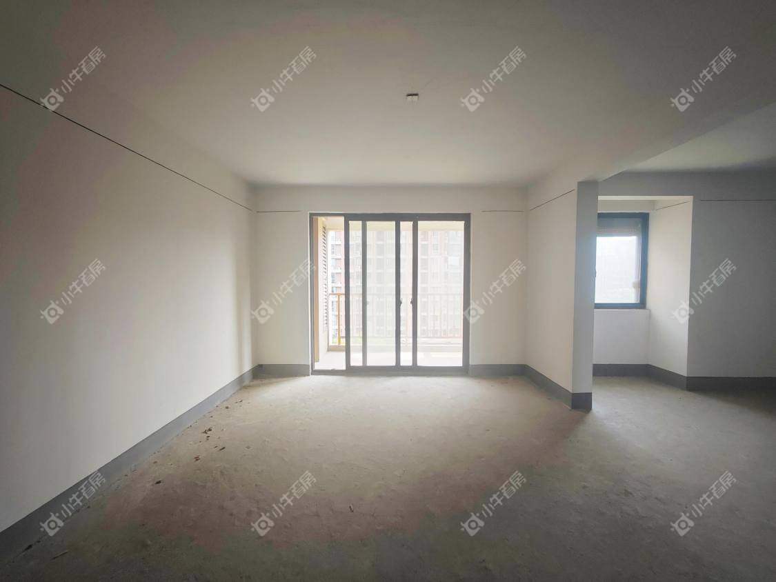 镇江世纪豪都在售二手房源室内图_小牛看房