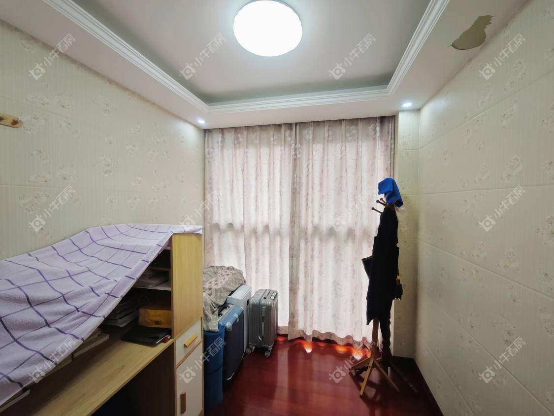 镇江美亚华悦在售二手房源室内图_小牛看房