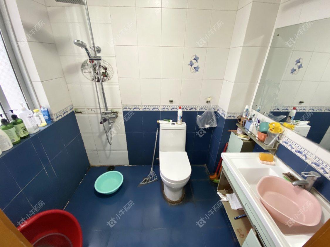 镇江东方苑在售二手房源室内图_小牛看房