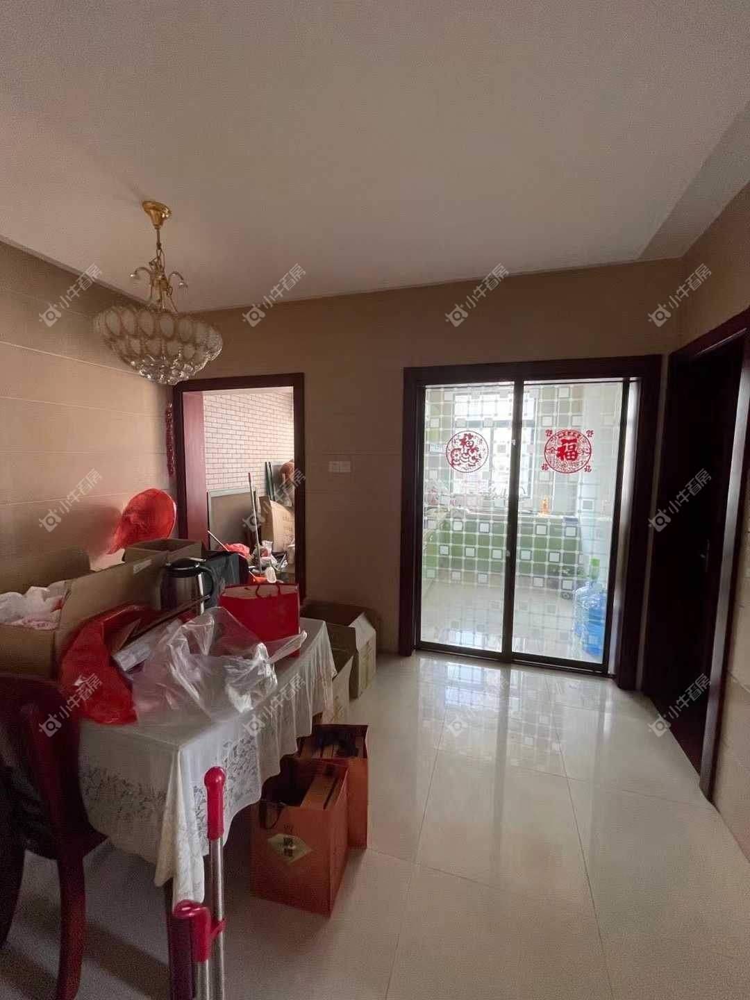 镇江金鼎城市花园在售二手房源室内图_小牛看房