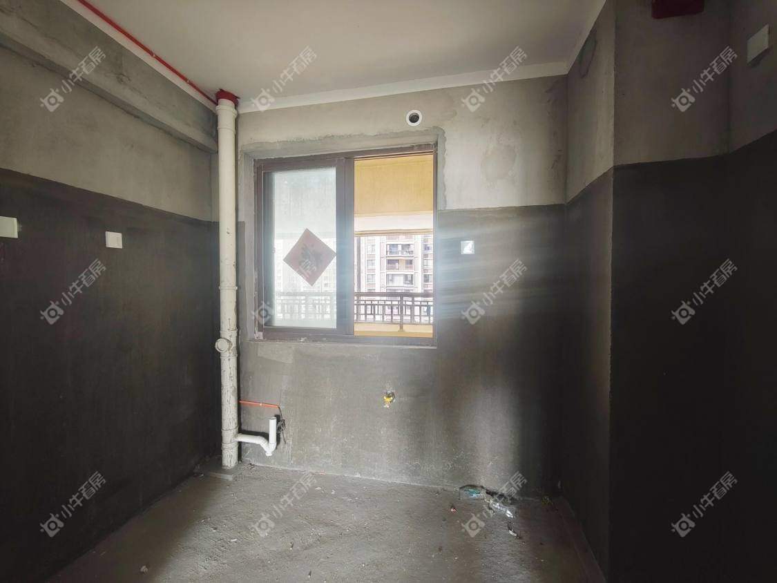 镇江荣城国际（中央公馆）在售二手房源室内图_小牛看房