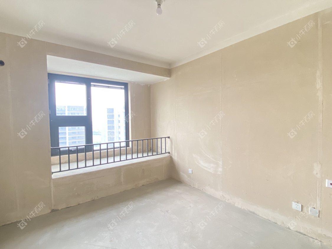 镇江融创华南映在售二手房源室内图_小牛看房