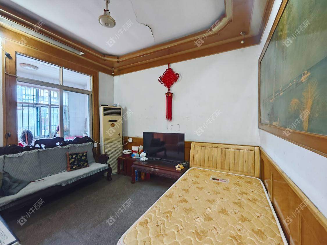 镇江华阳路在售二手房源室内图_小牛看房