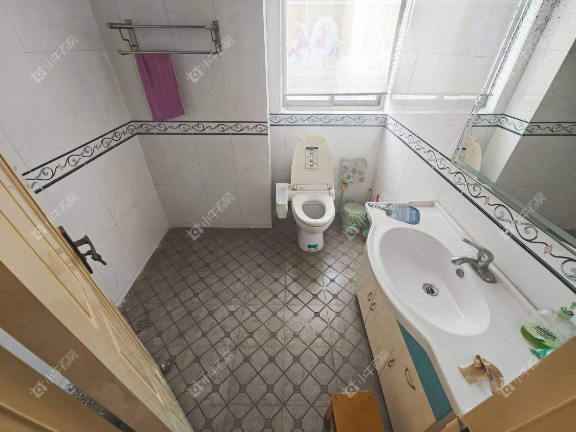 镇江世纪东升在售二手房源室内图_小牛看房