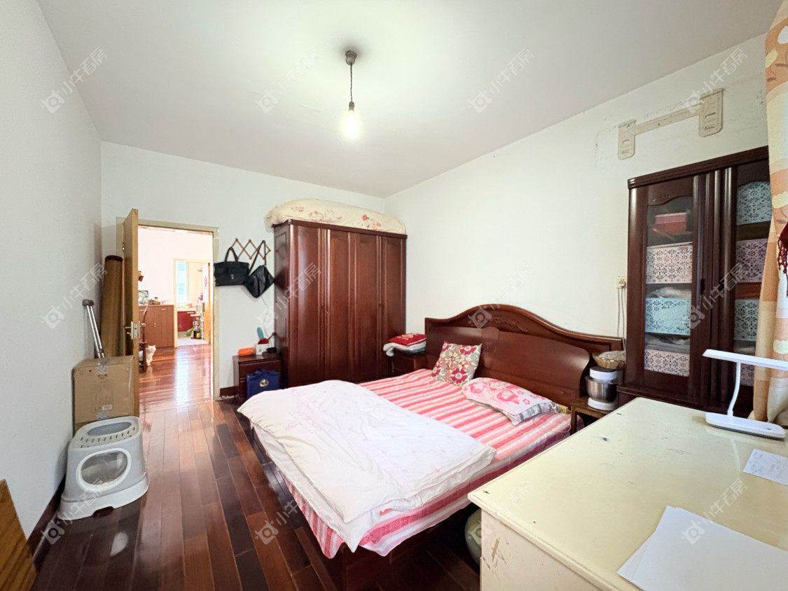 镇江丹凤公寓在售二手房源室内图_小牛看房