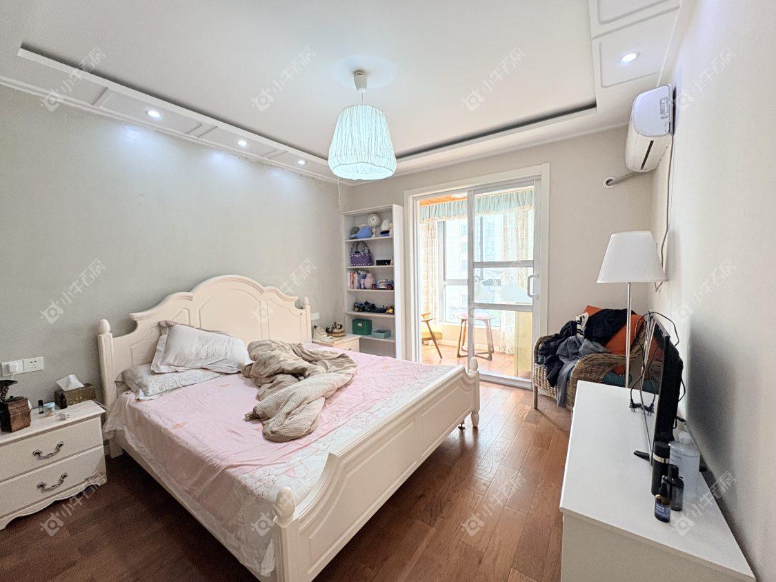 镇江御河熙岸在售二手房源室内图_小牛看房