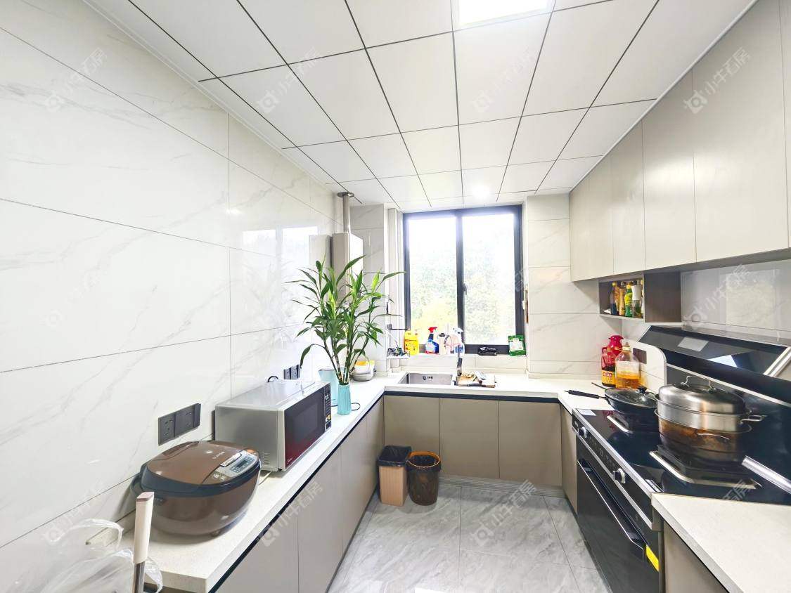 镇江中山商城在售二手房源室内图_小牛看房