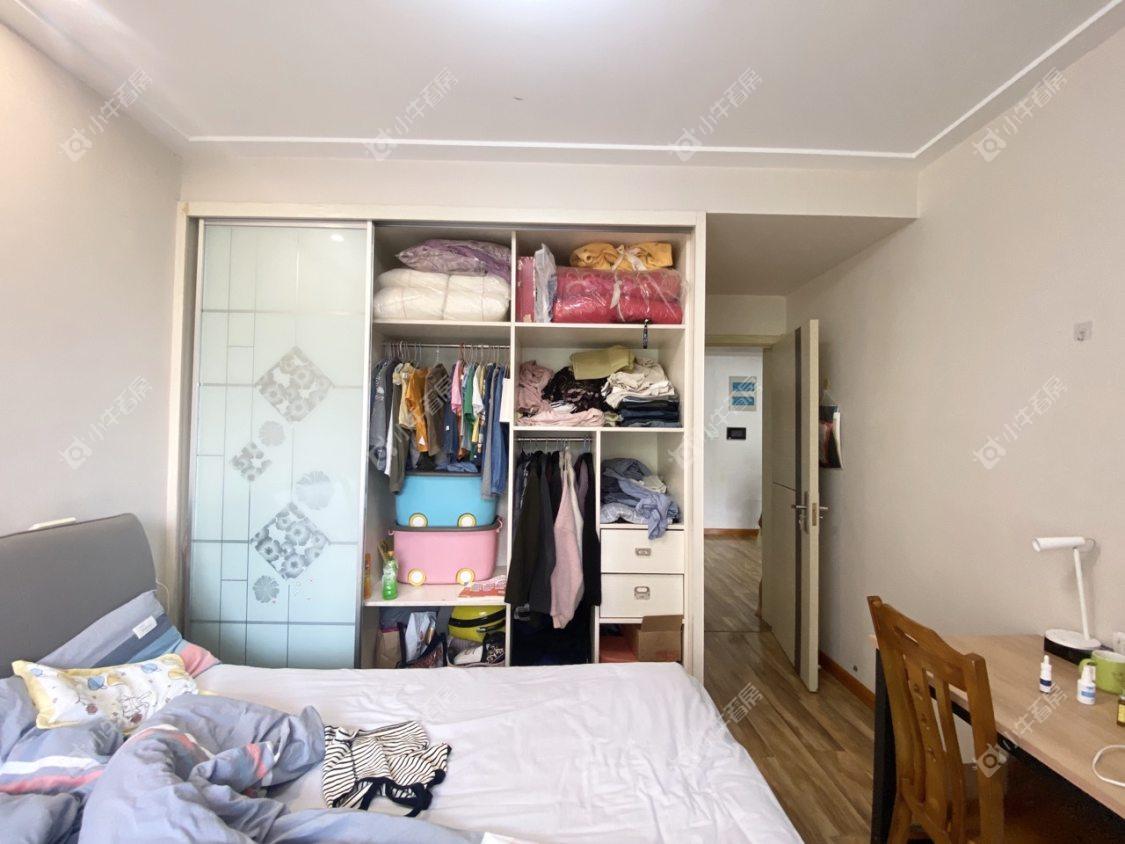 镇江美亚华悦在售二手房源室内图_小牛看房