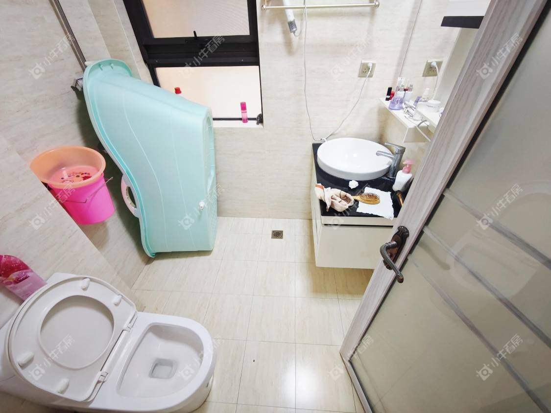 镇江信达香堤国际在售二手房源室内图_小牛看房