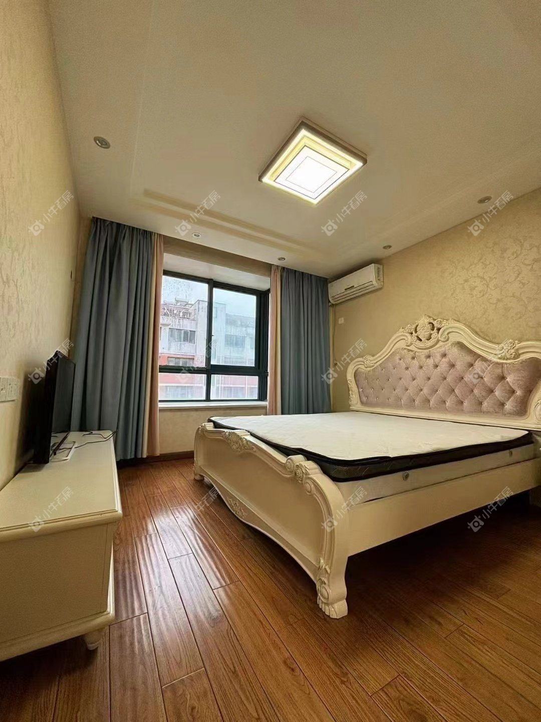 镇江欧洲城在售二手房源室内图_小牛看房