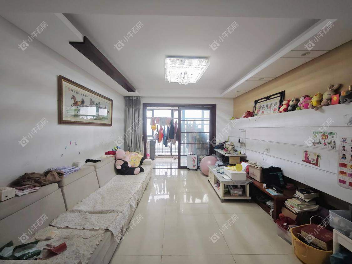 镇江凤凰国际在售二手房源室内图_小牛看房