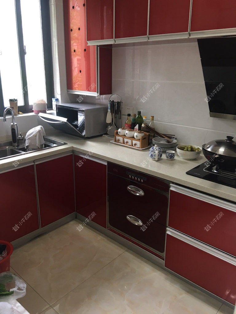 镇江世纪豪都在售二手房源室内图_小牛看房