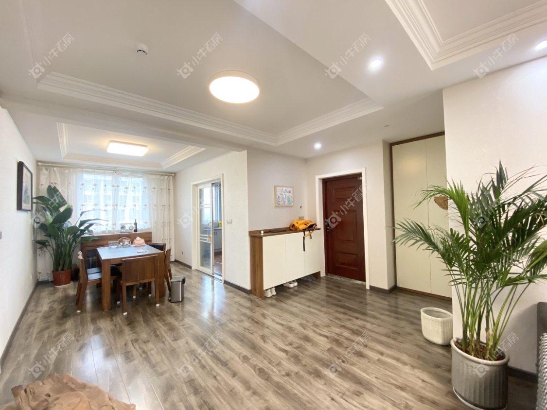 镇江迈村新城在售二手房源室内图_小牛看房