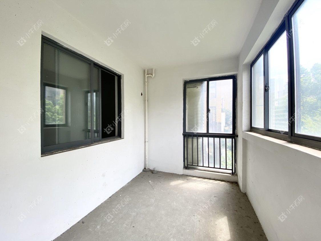 镇江华都锦城在售二手房源室内图_小牛看房