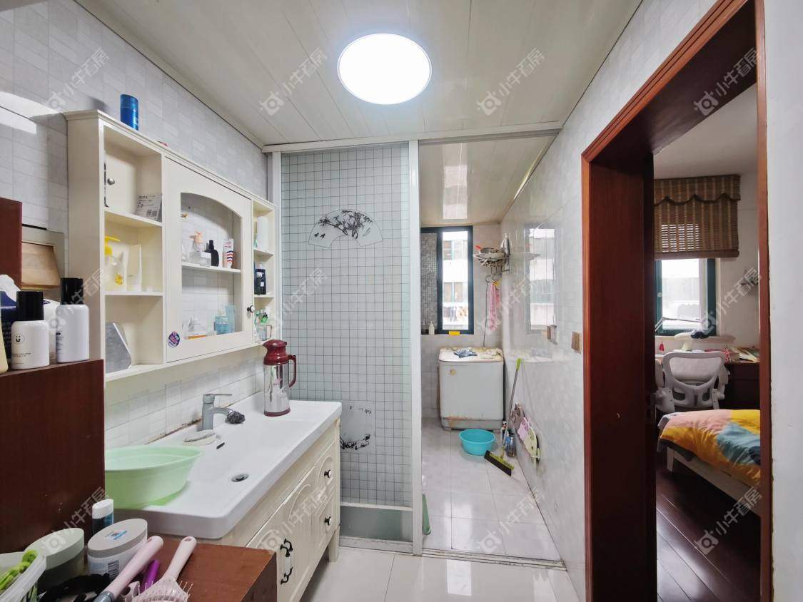 镇江锦江花园在售二手房源室内图_小牛看房