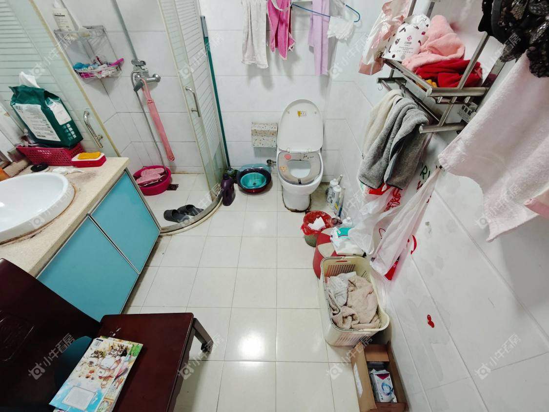 镇江万善园二村在售二手房源室内图_小牛看房