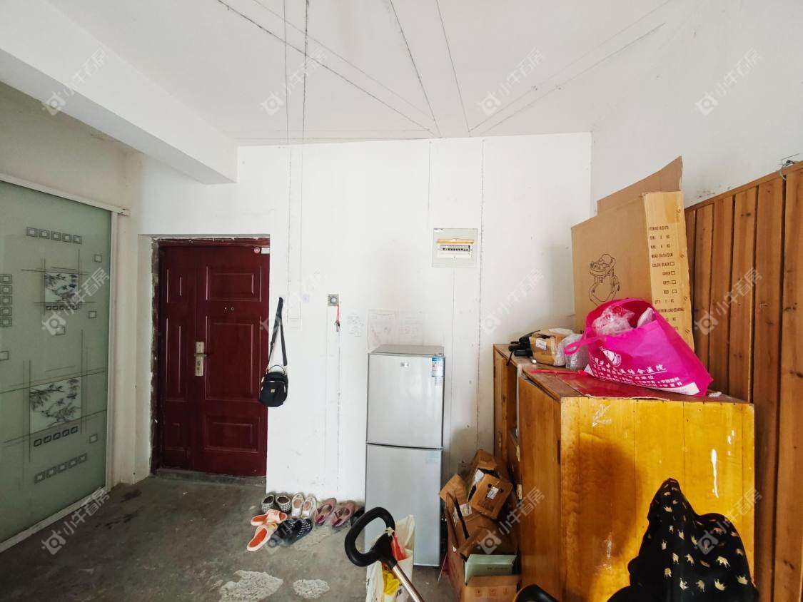 镇江嘉荟新城在售二手房源室内图_小牛看房