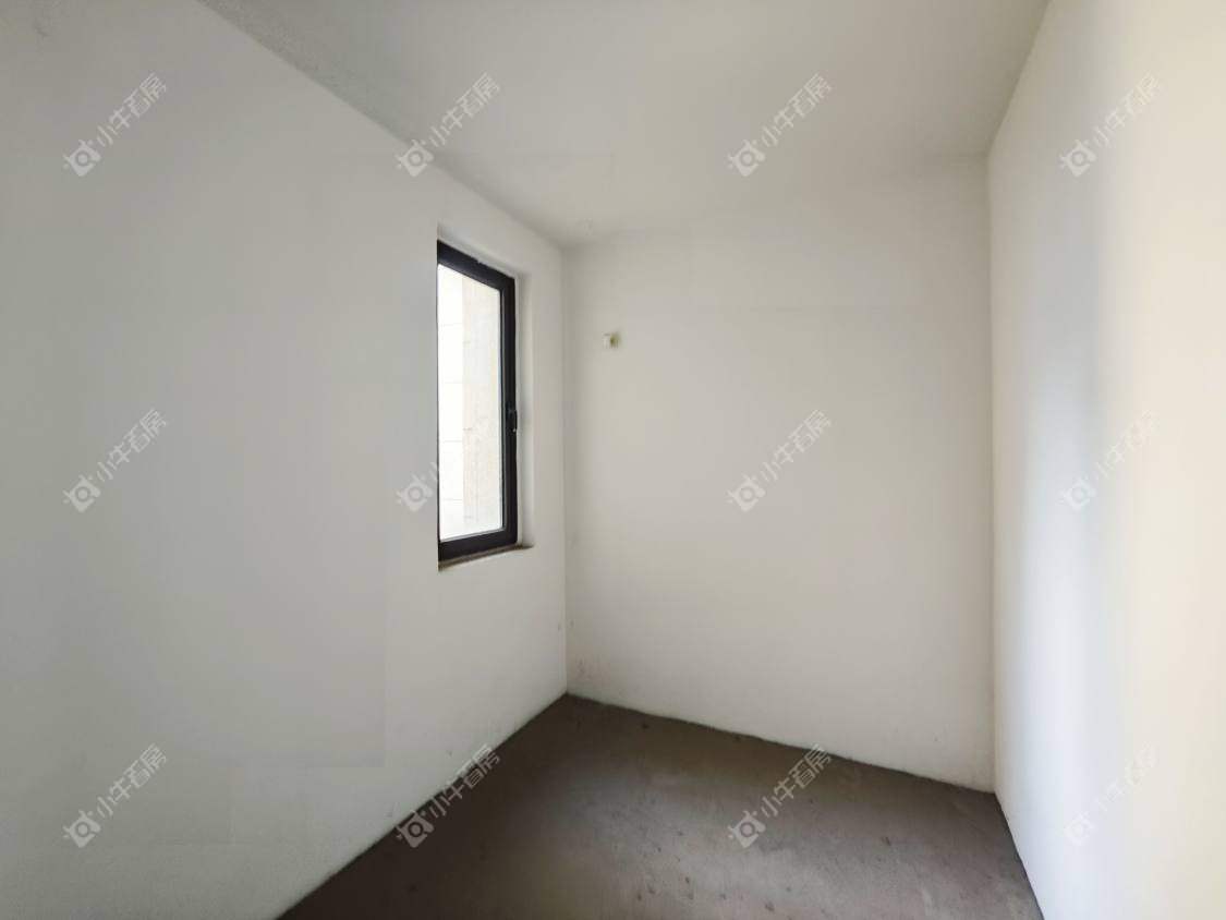 镇江大亚第一城别墅在售二手房源室内图_小牛看房