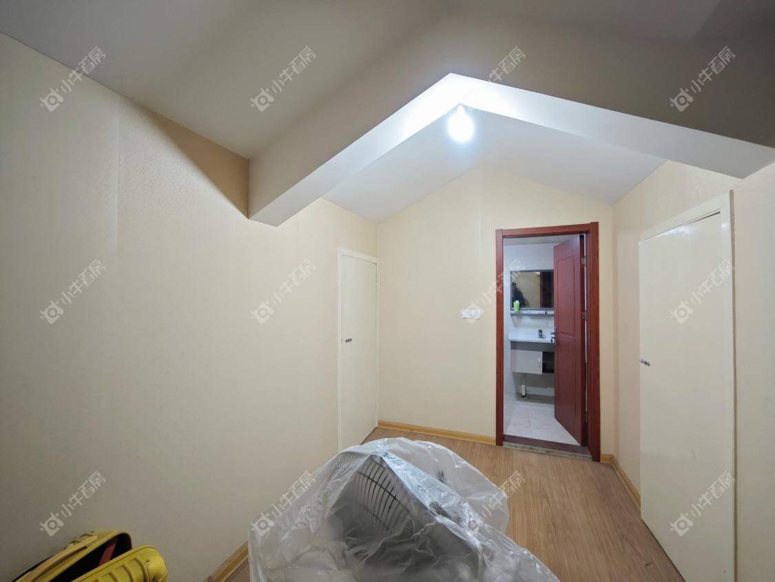 镇江练湖新城在售二手房源室内图_小牛看房